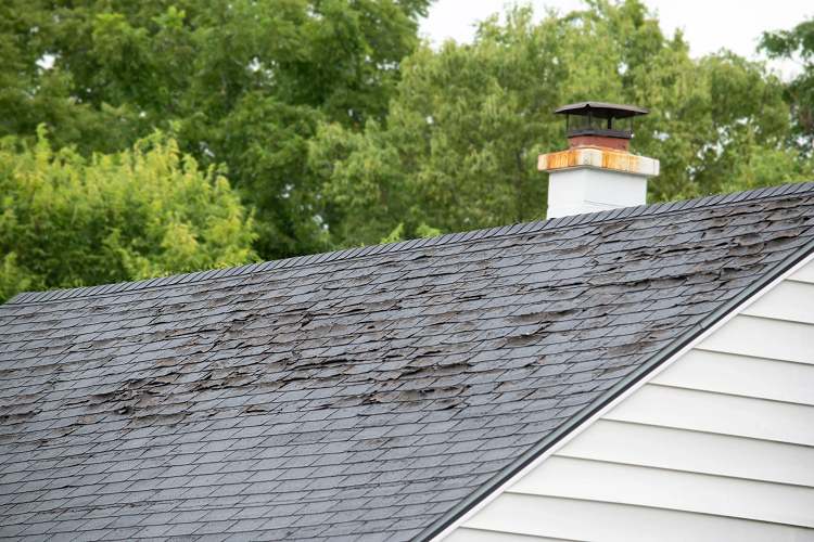 old roof that needs replacement
